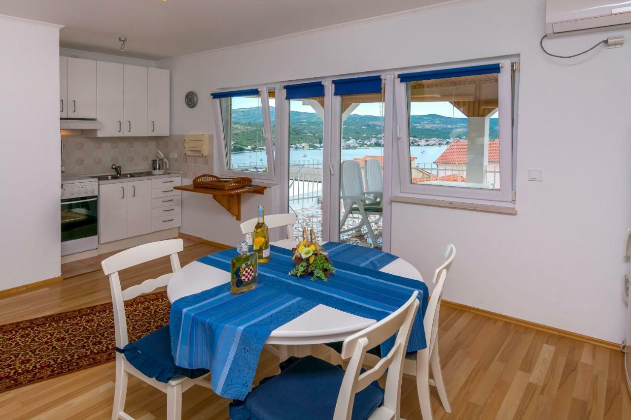Apartment Pava Рогозница Екстериор снимка
