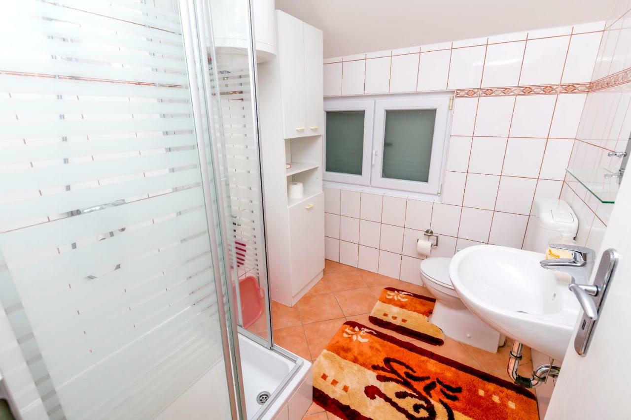 Apartment Pava Рогозница Екстериор снимка